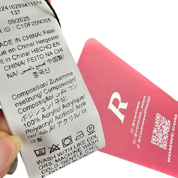 ROMWE Womens Embroidered Celestial Cat Knit Turtleneck Sweater, Black, Size M - Picture 7 of 10